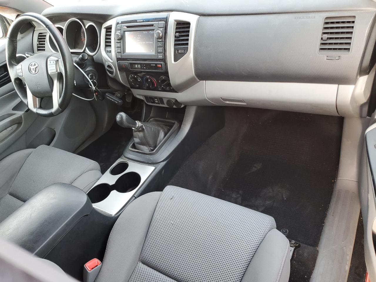 2013 Toyota Tacoma - Image 8