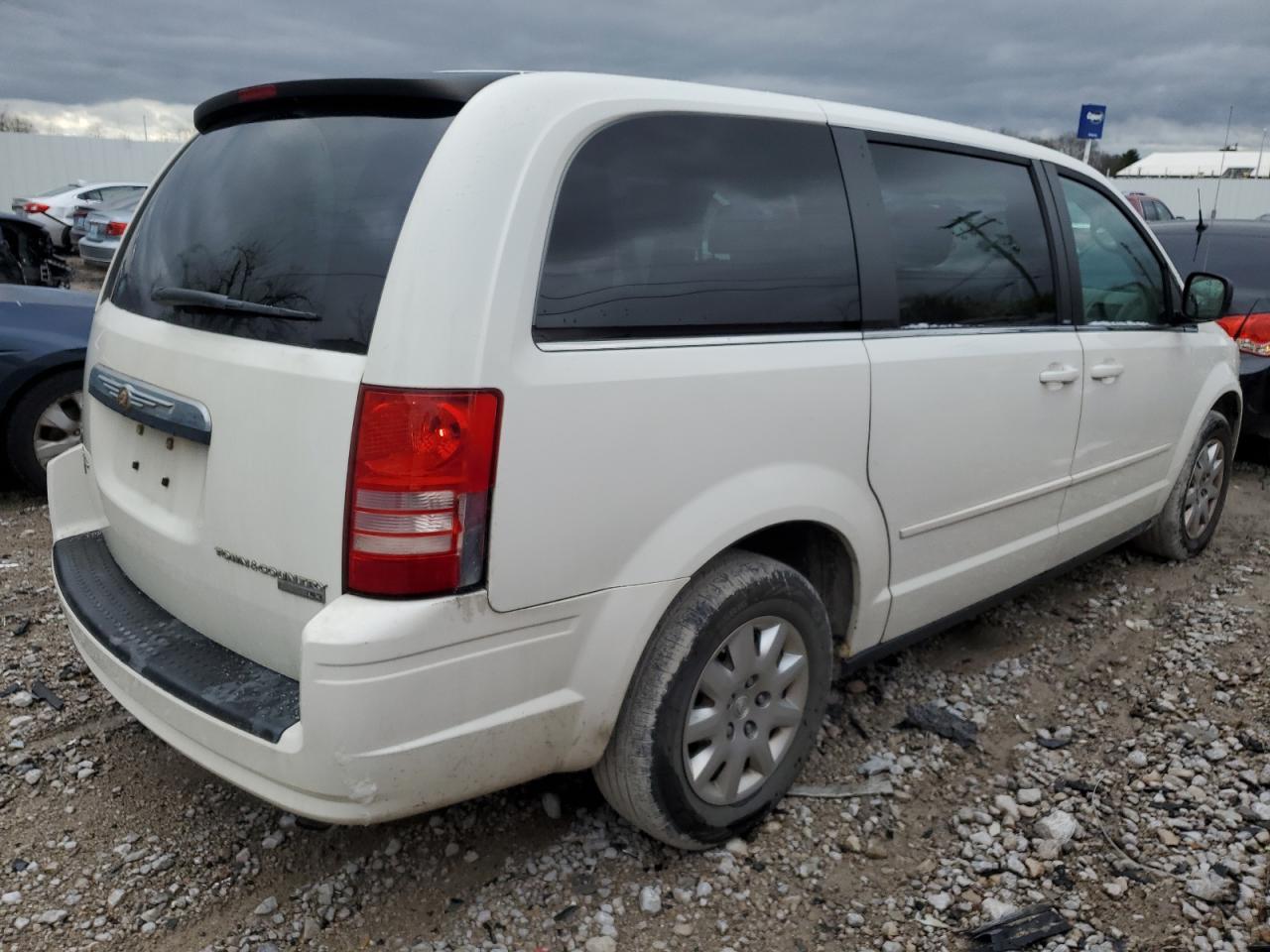 2010 Chrysler Town & Country Lx VIN: 2A4RR4DE5AR140945 Lot: 81454224