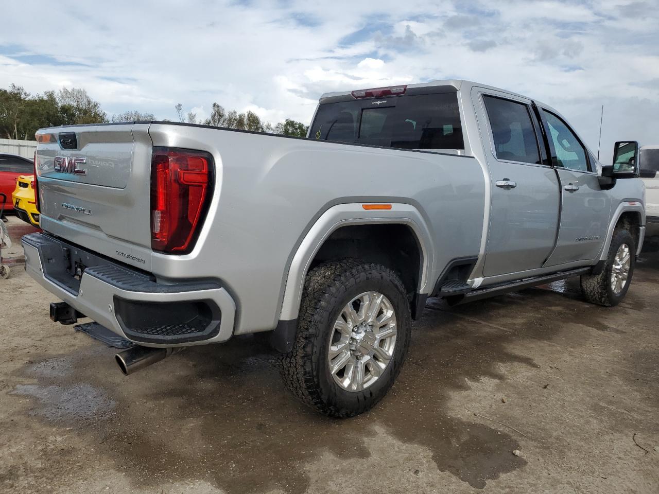 2022 GMC Sierra K2500 Denali VIN: 1GT49RE73NF171752 Lot: 78790904