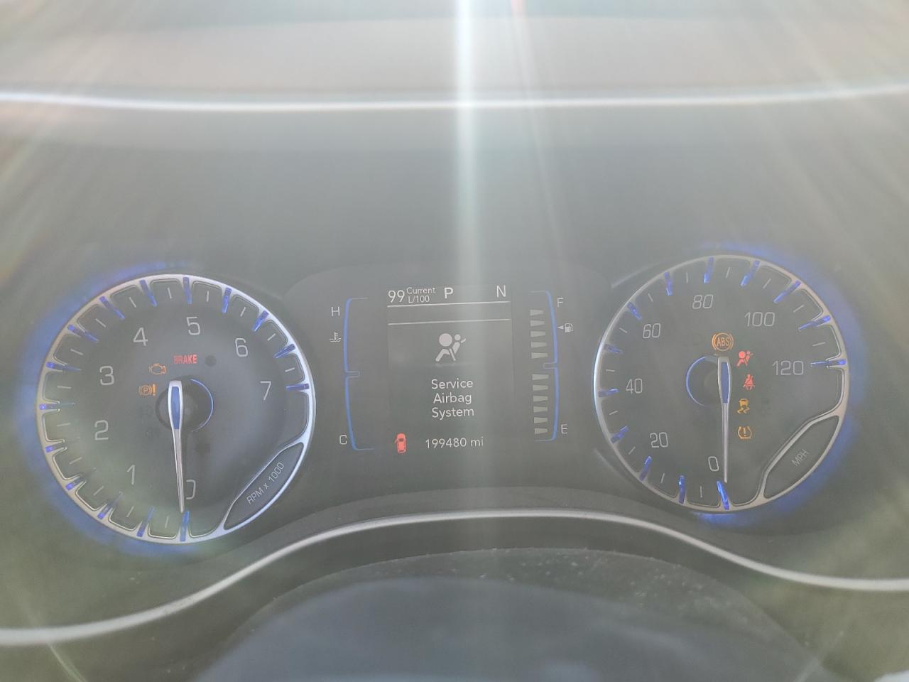 2017 Chrysler Pacifica - Image 9