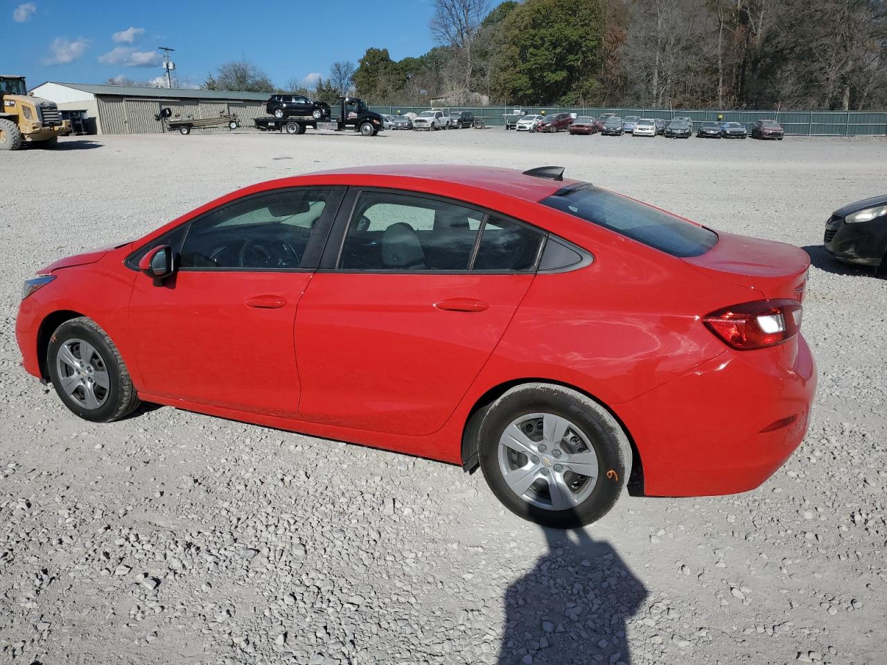 2018 Chevrolet Cruze - Image 2