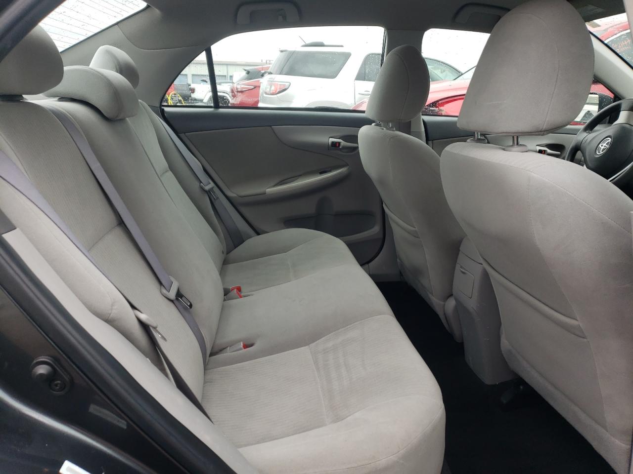2010 Toyota Corolla - Image 10