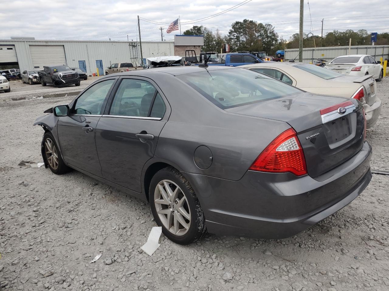 2012 Ford Fusion - Image 2