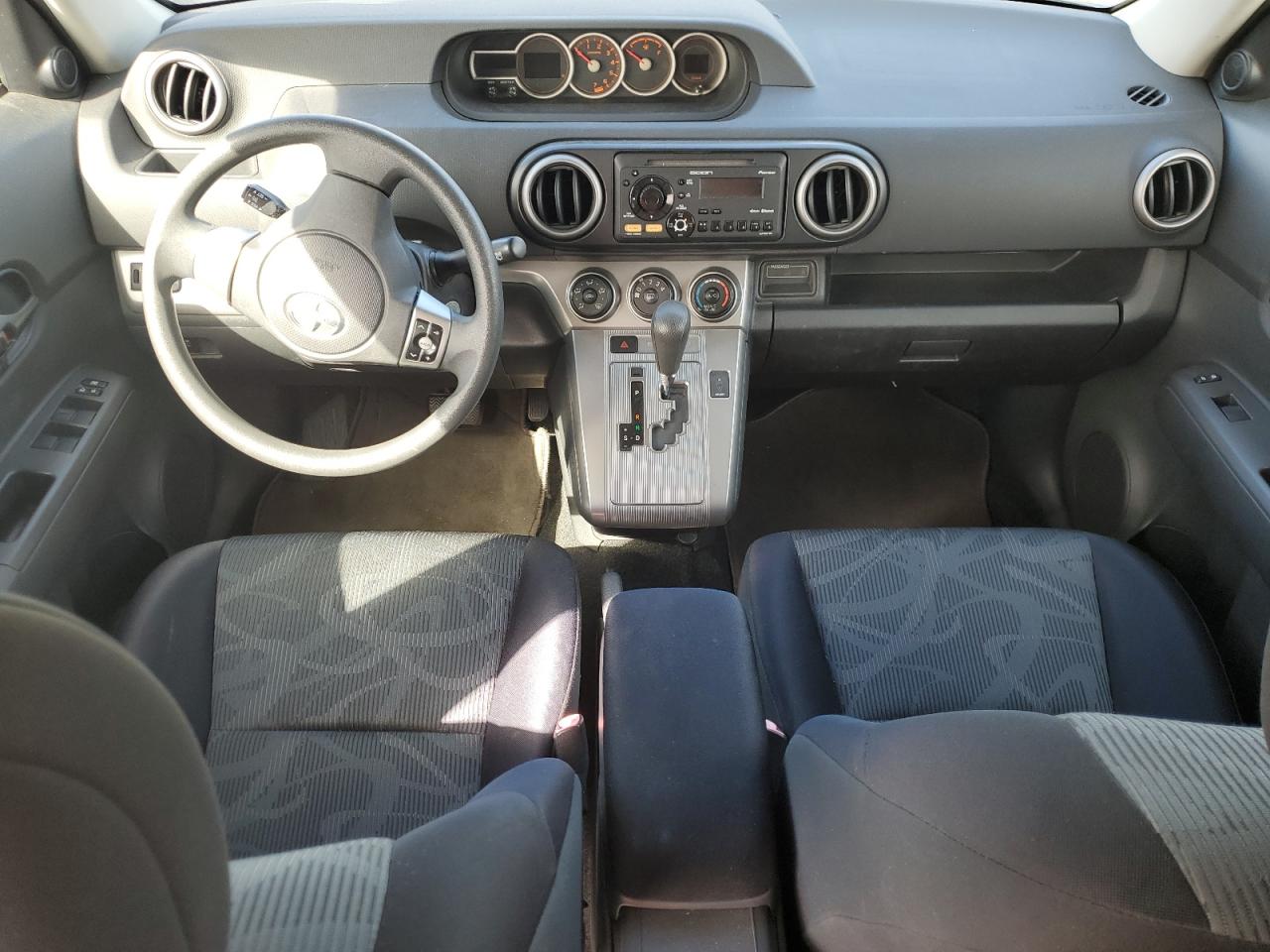 2012 Scion xB - Image 8