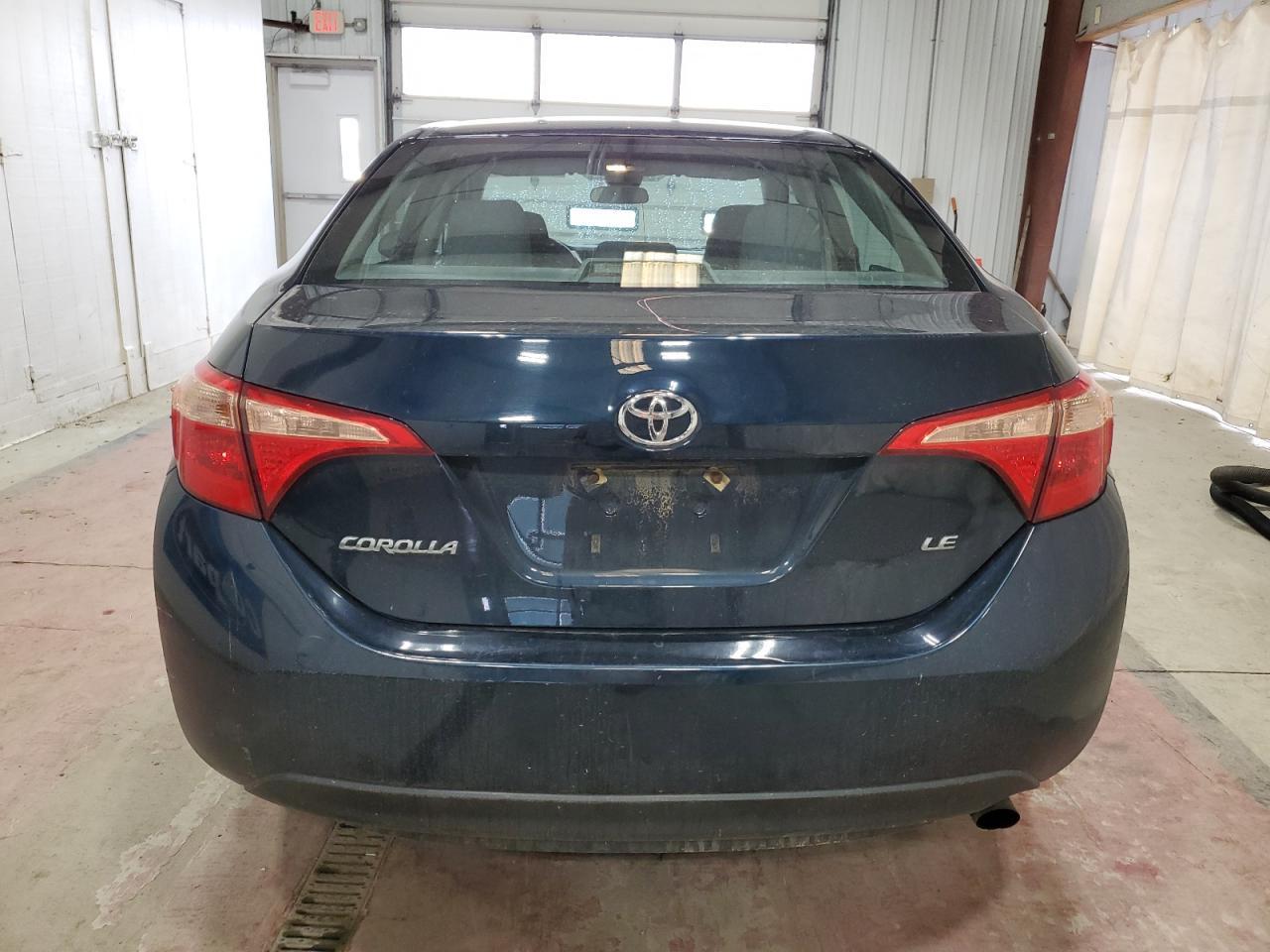 2018 Toyota Corolla L VIN: 2T1BURHE1JC040080 Lot: 80120884