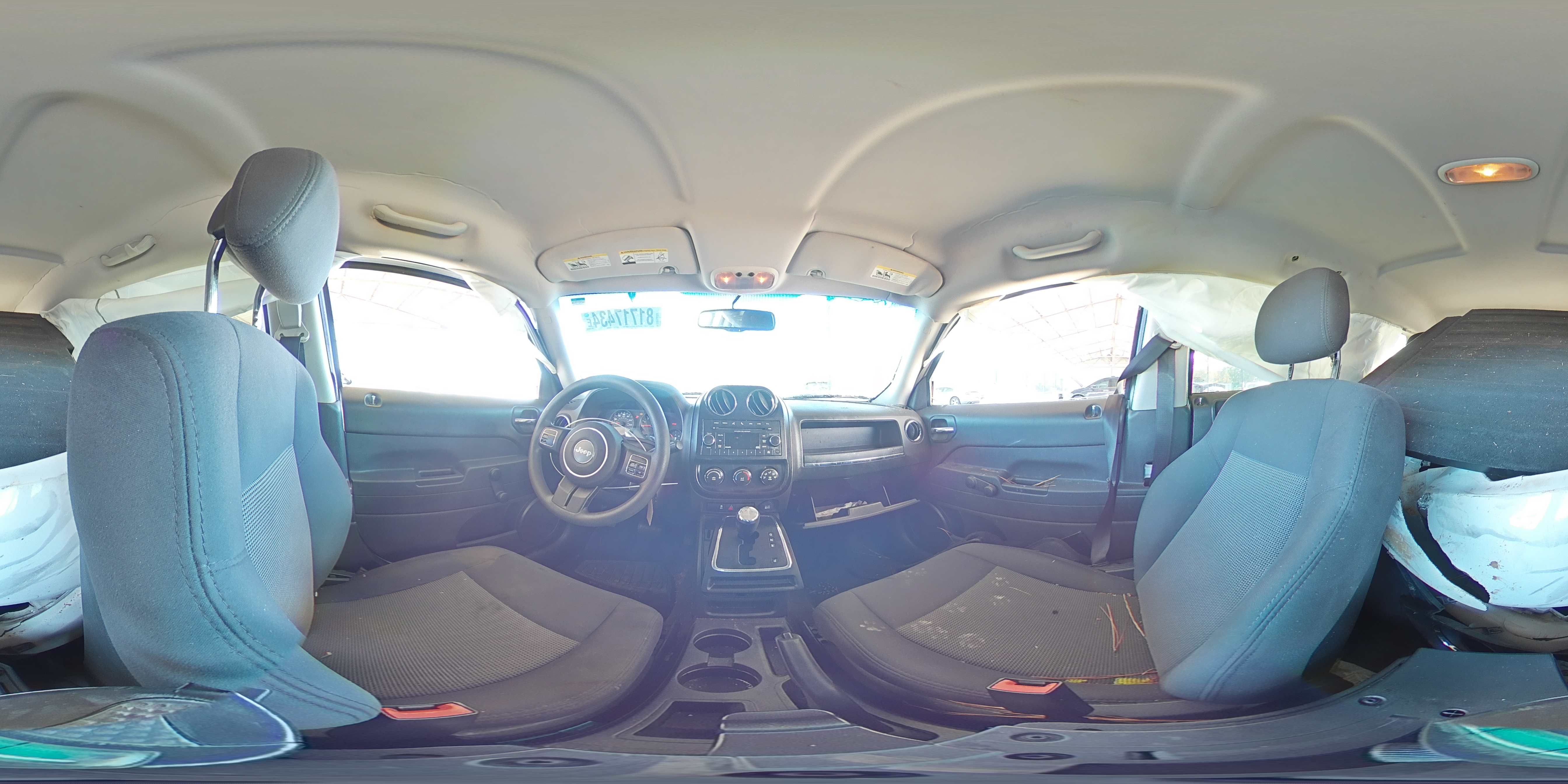 2012 Jeep Liberty (Patriot) - Image 13
