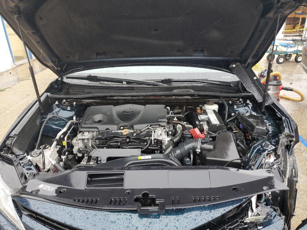 2019 Toyota Camry - Image 11