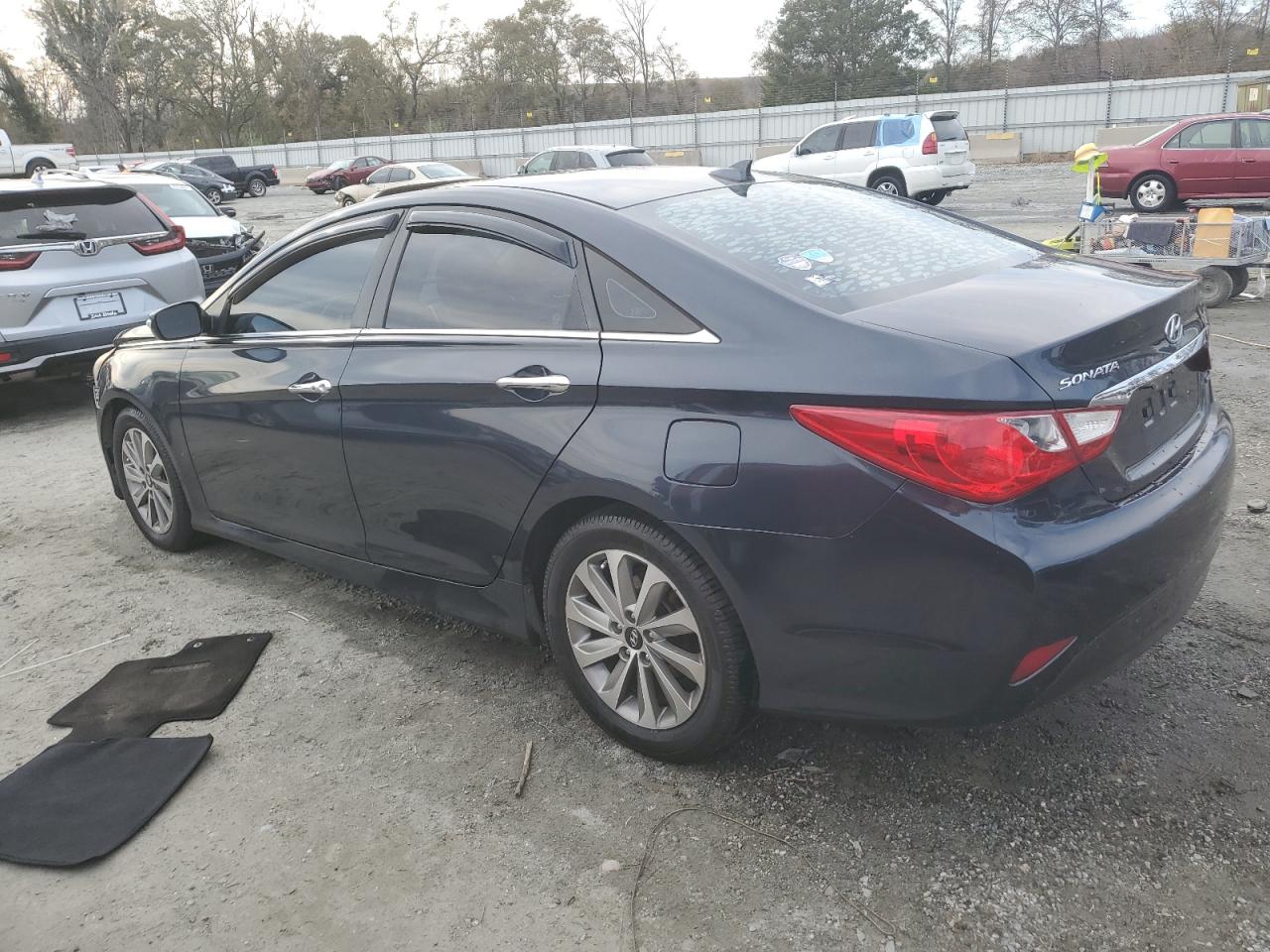 2014 Hyundai Sonata - Image 2