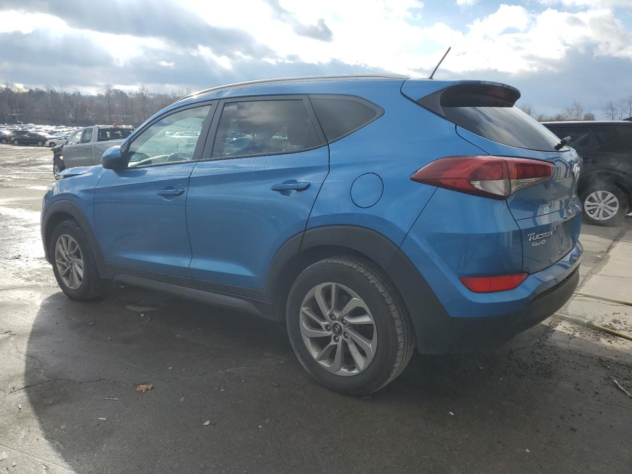 VIN KM8J3CA42GU127961 2016 HYUNDAI TUCSON no.2