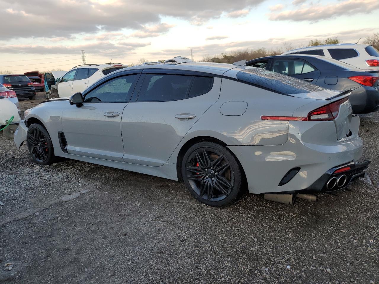 2023 Kia Stinger - Image 2