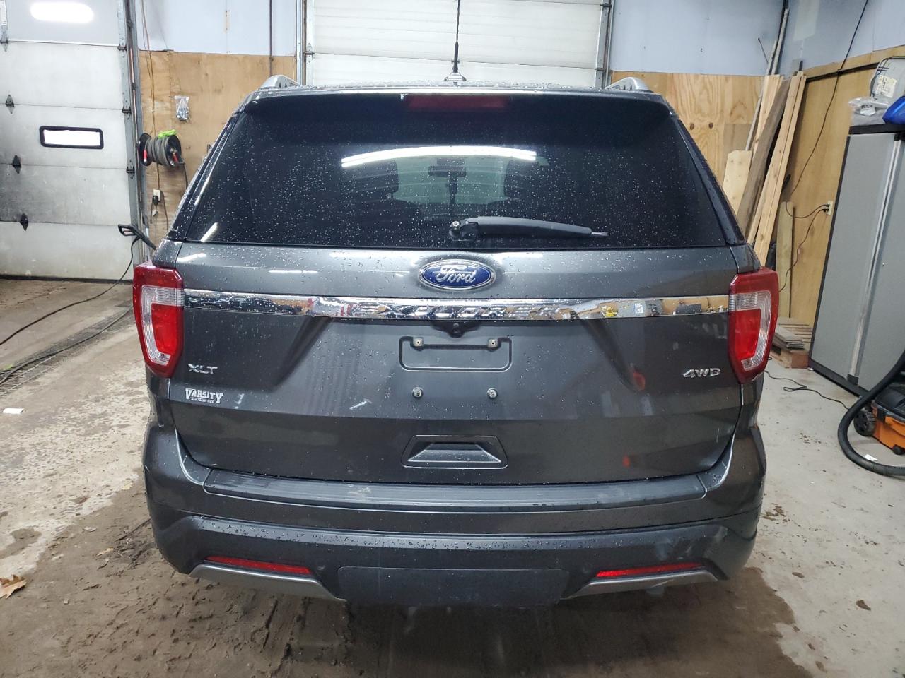 2019 Ford Explorer - Image 6