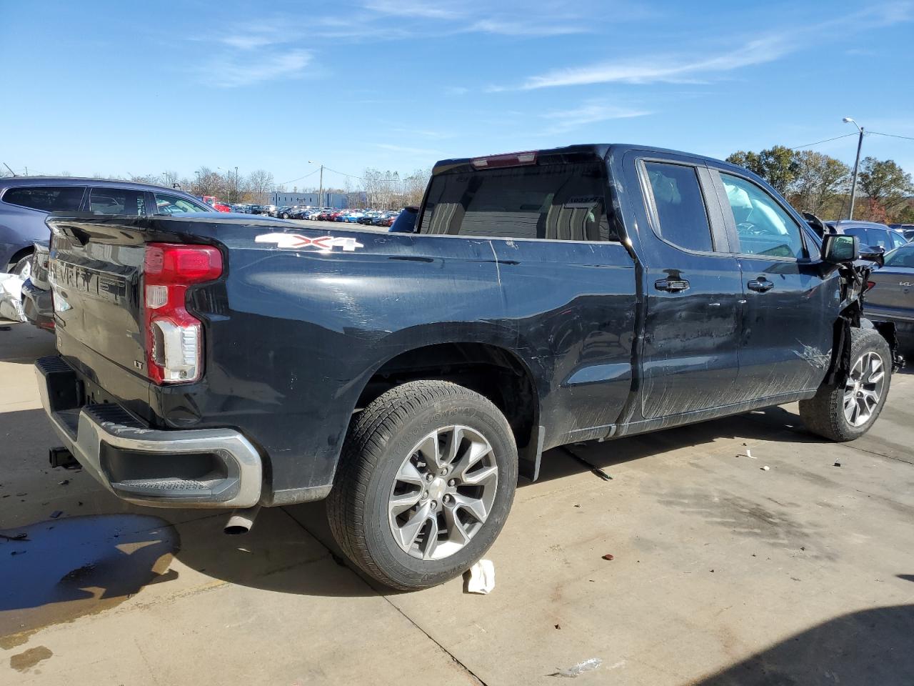 2021 Chevrolet Silverado - Image 3