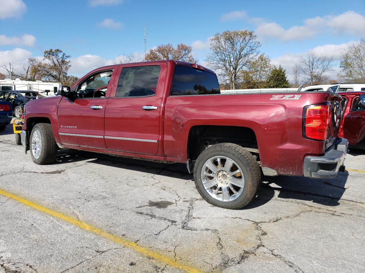2014 Chevrolet Silverado - Image 2
