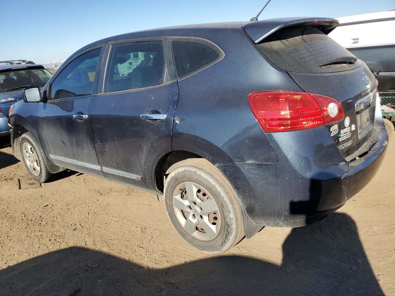 2013 Nissan Rogue - Image 2