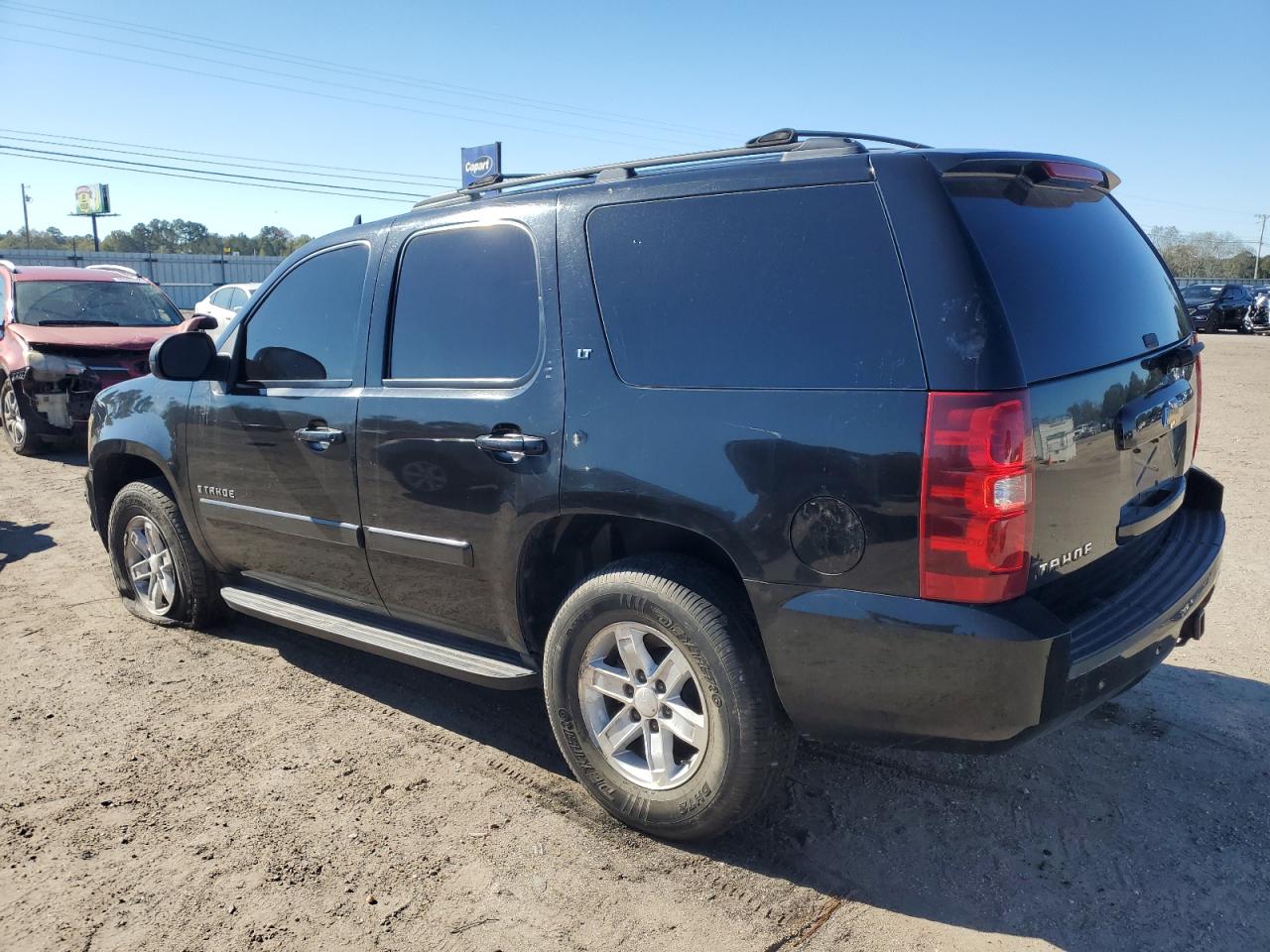2007 Chevrolet Tahoe - Image 2