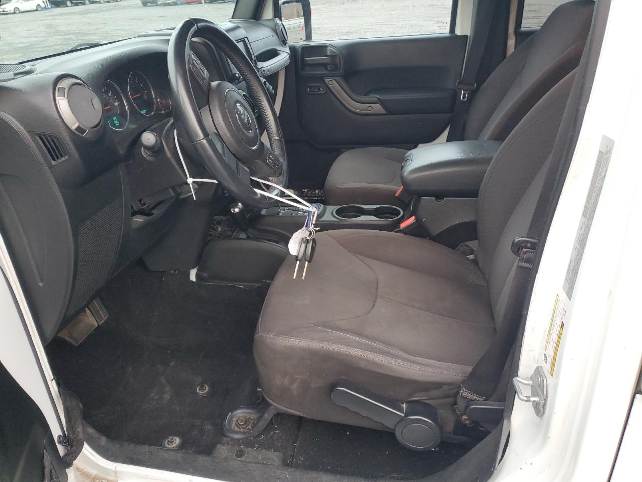 2015 Jeep Wrangler - Image 7