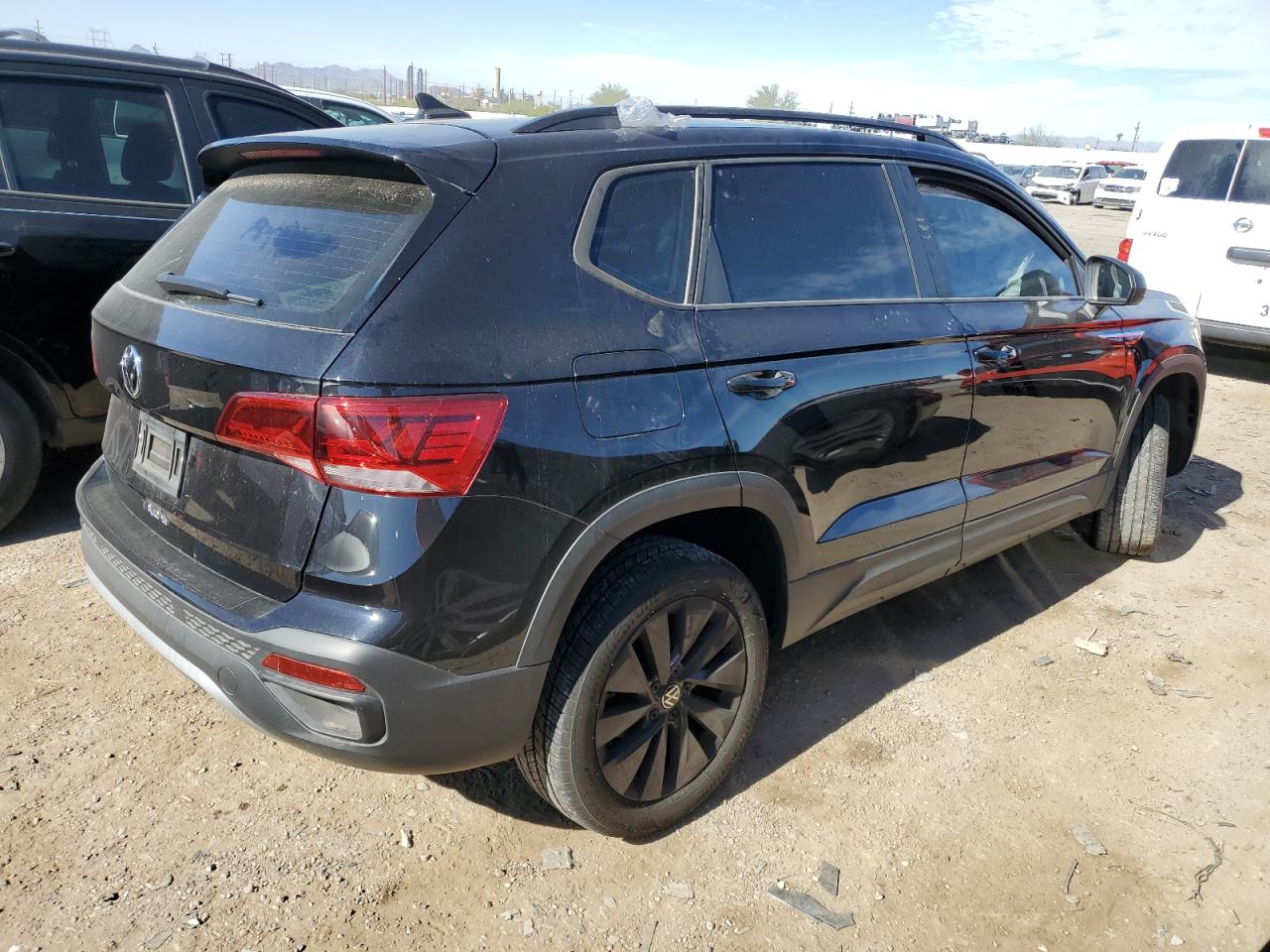 2023 Volkswagen Taos - Image 3