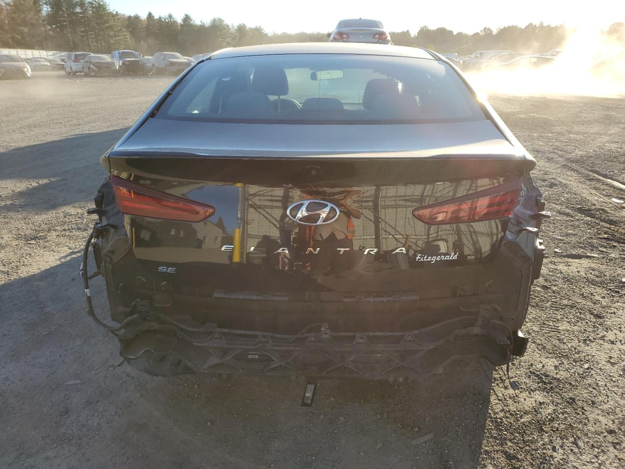 2019 Hyundai Elantra - Image 6