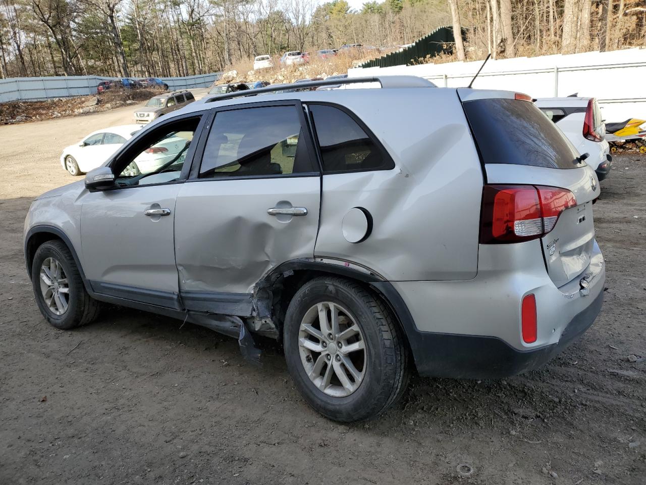 2014 Kia Sorento - Image 2