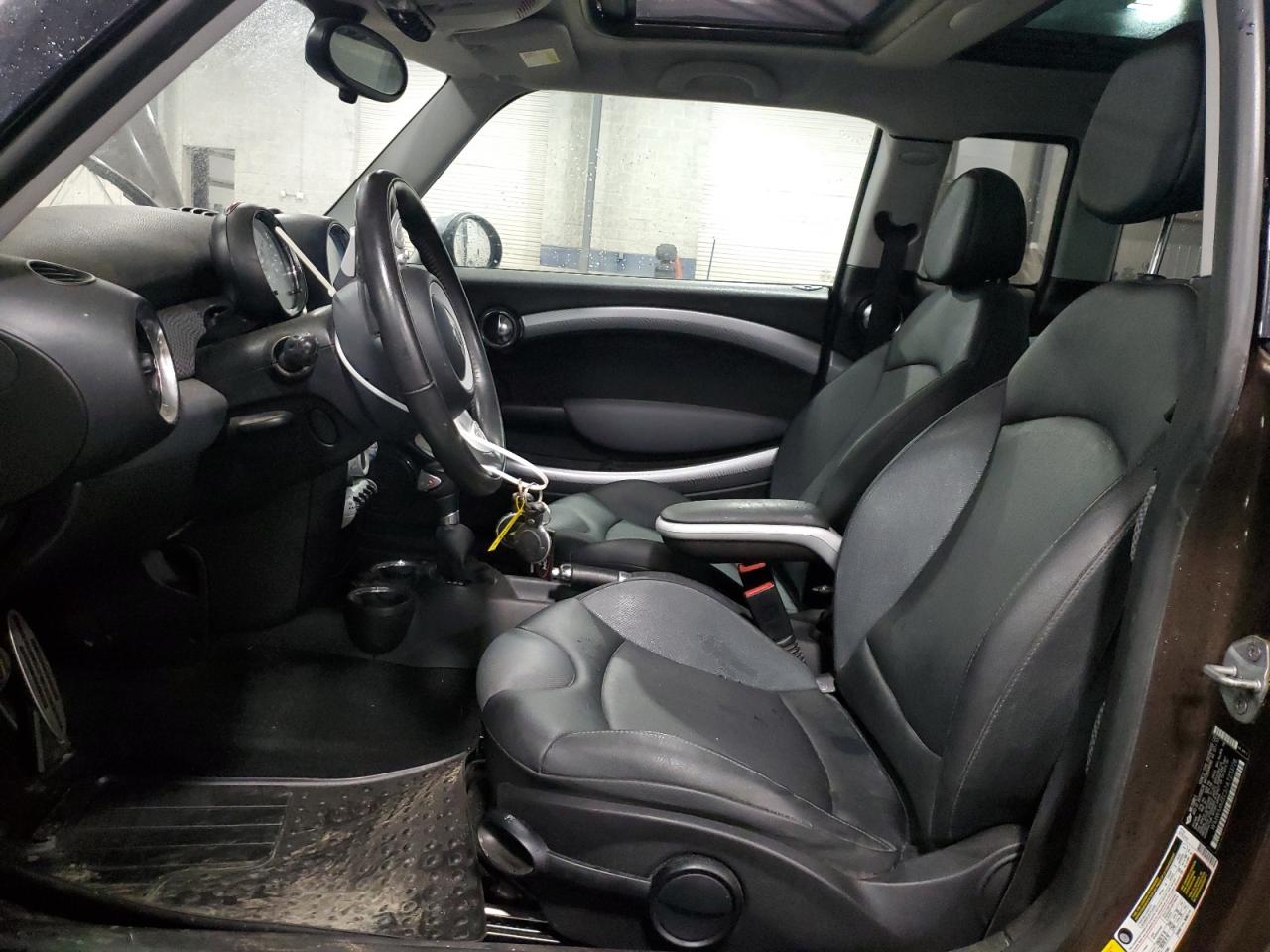 2010 MINI Cooper - Image 7