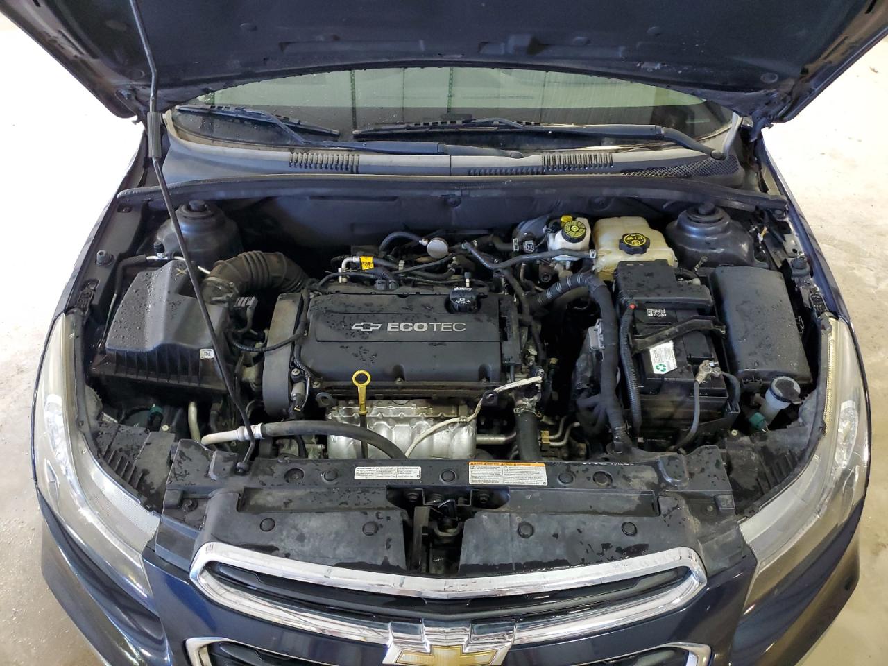2015 Chevrolet Cruze - Image 11