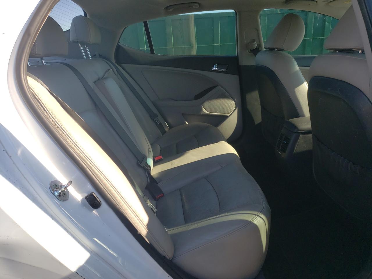 2013 Kia Optima - Image 10