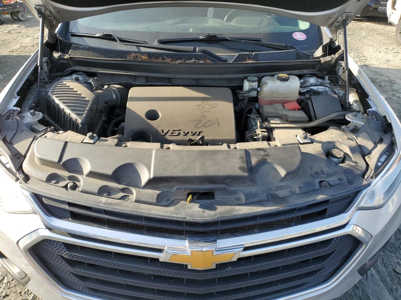 2020 Chevrolet Traverse - Image 12