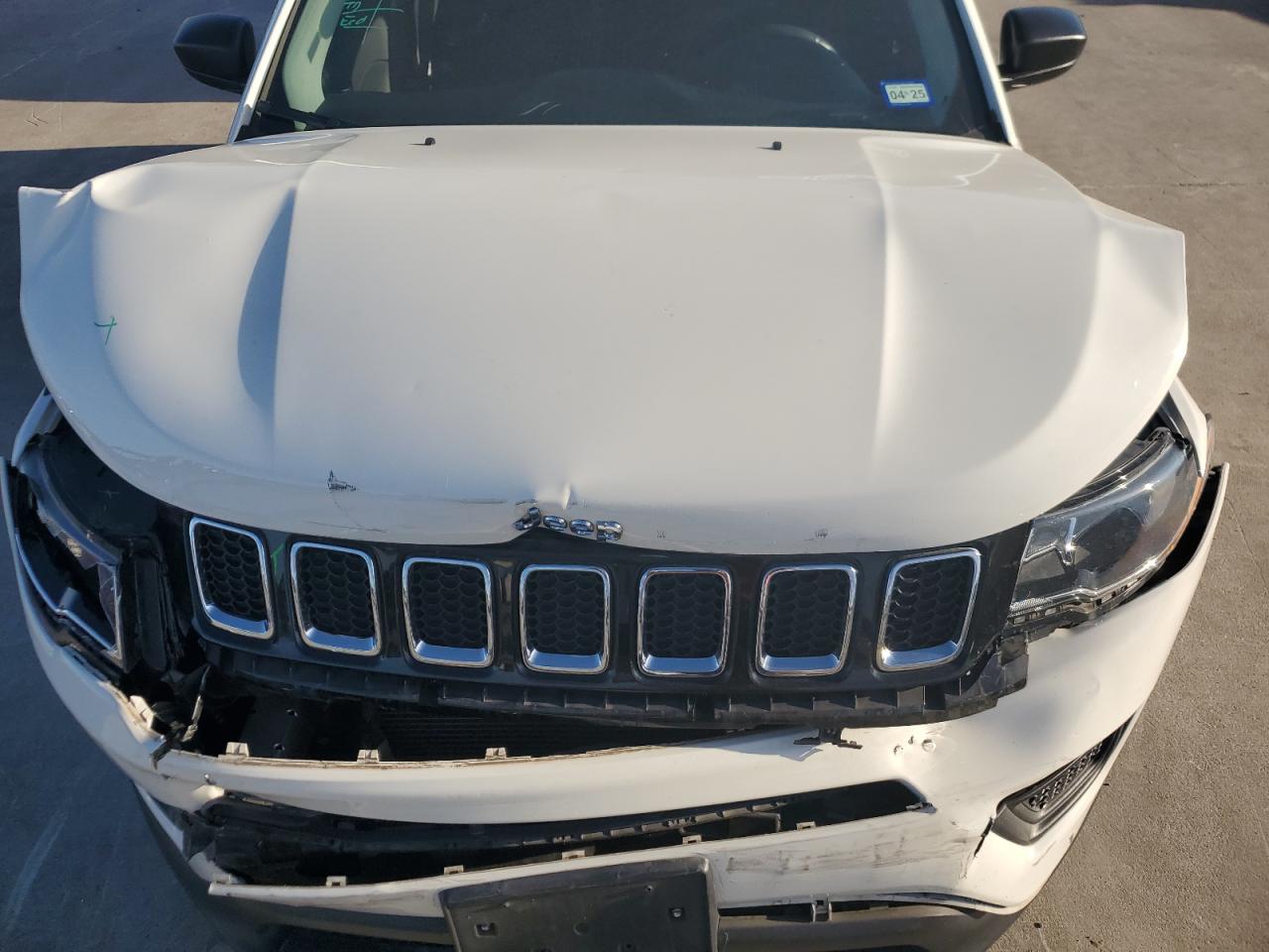 2021 Jeep Compass - Image 11