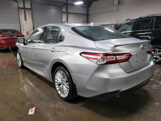  TOYOTA CAMRY 2019 Srebrny