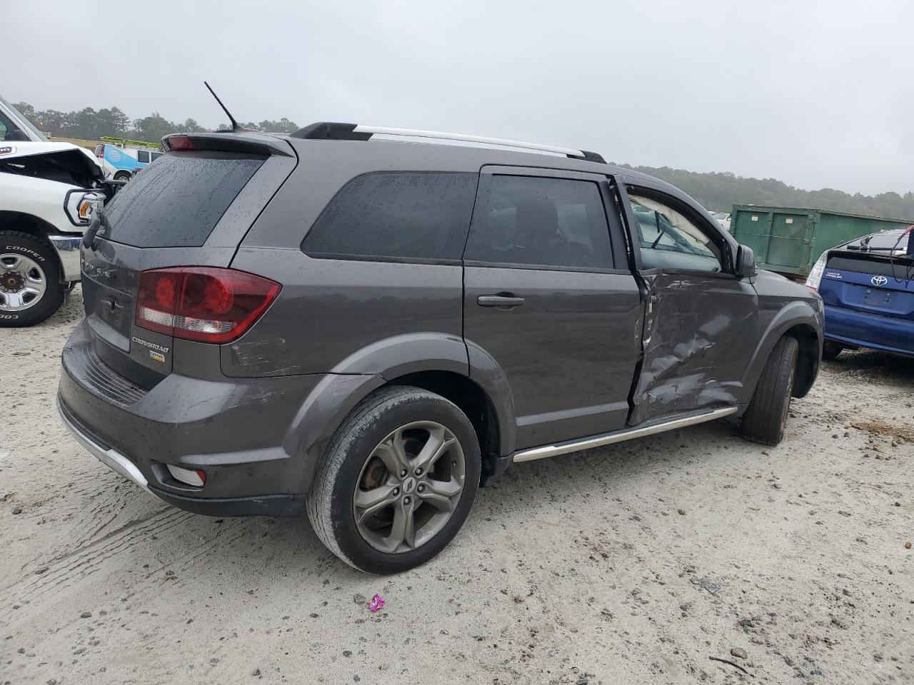 2018 Dodge Journey - Image 3