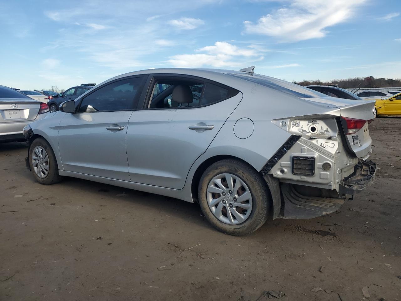2017 Hyundai Elantra - Image 2