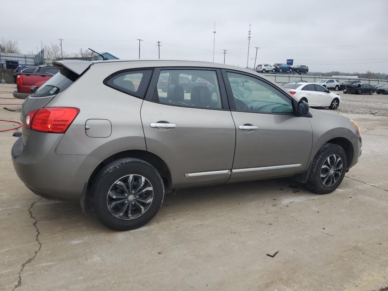 2012 Nissan Rogue - Image 3
