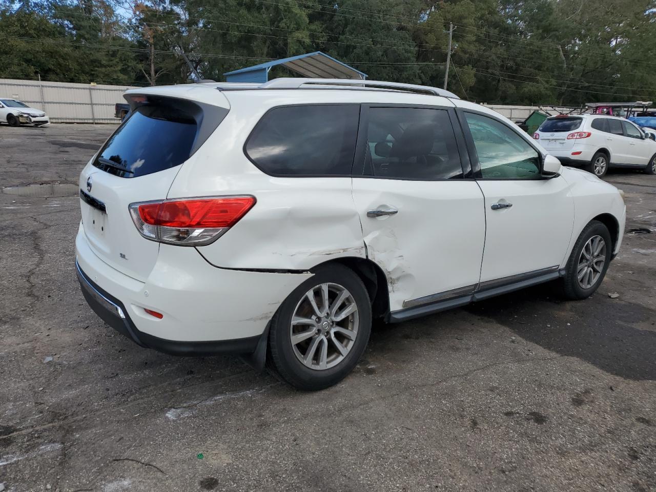 2014 Nissan Pathfinder - Image 3
