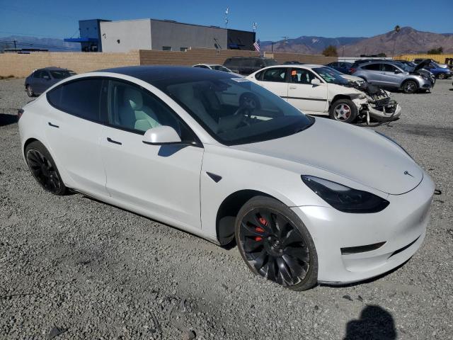  TESLA MODEL 3 2021 Biały
