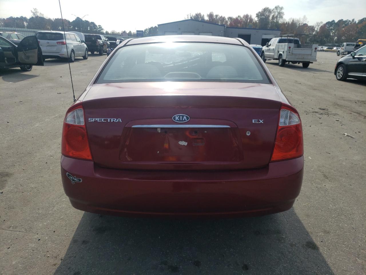 2005 Kia Spectra - Image 6