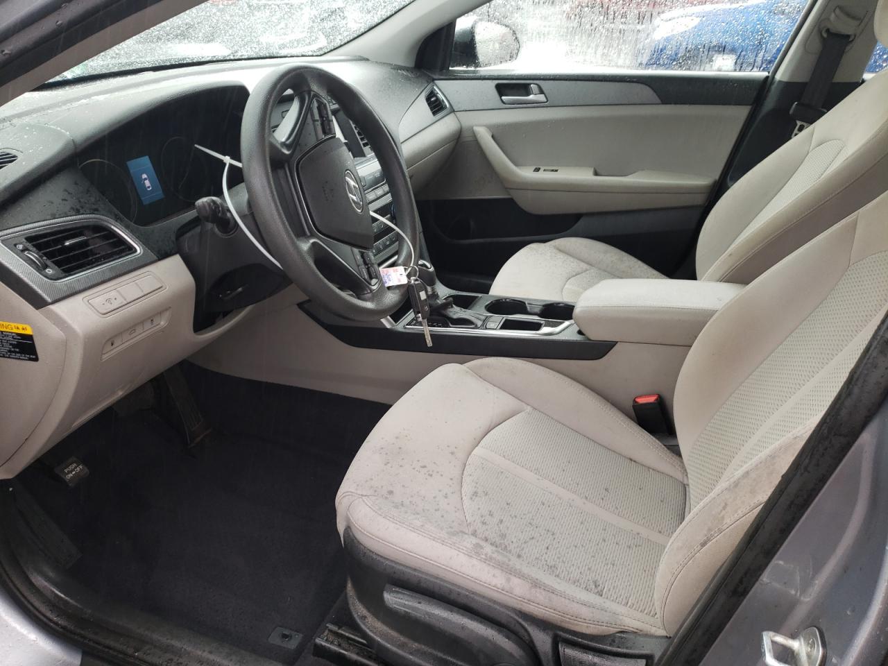 2016 Hyundai Sonata - Image 7
