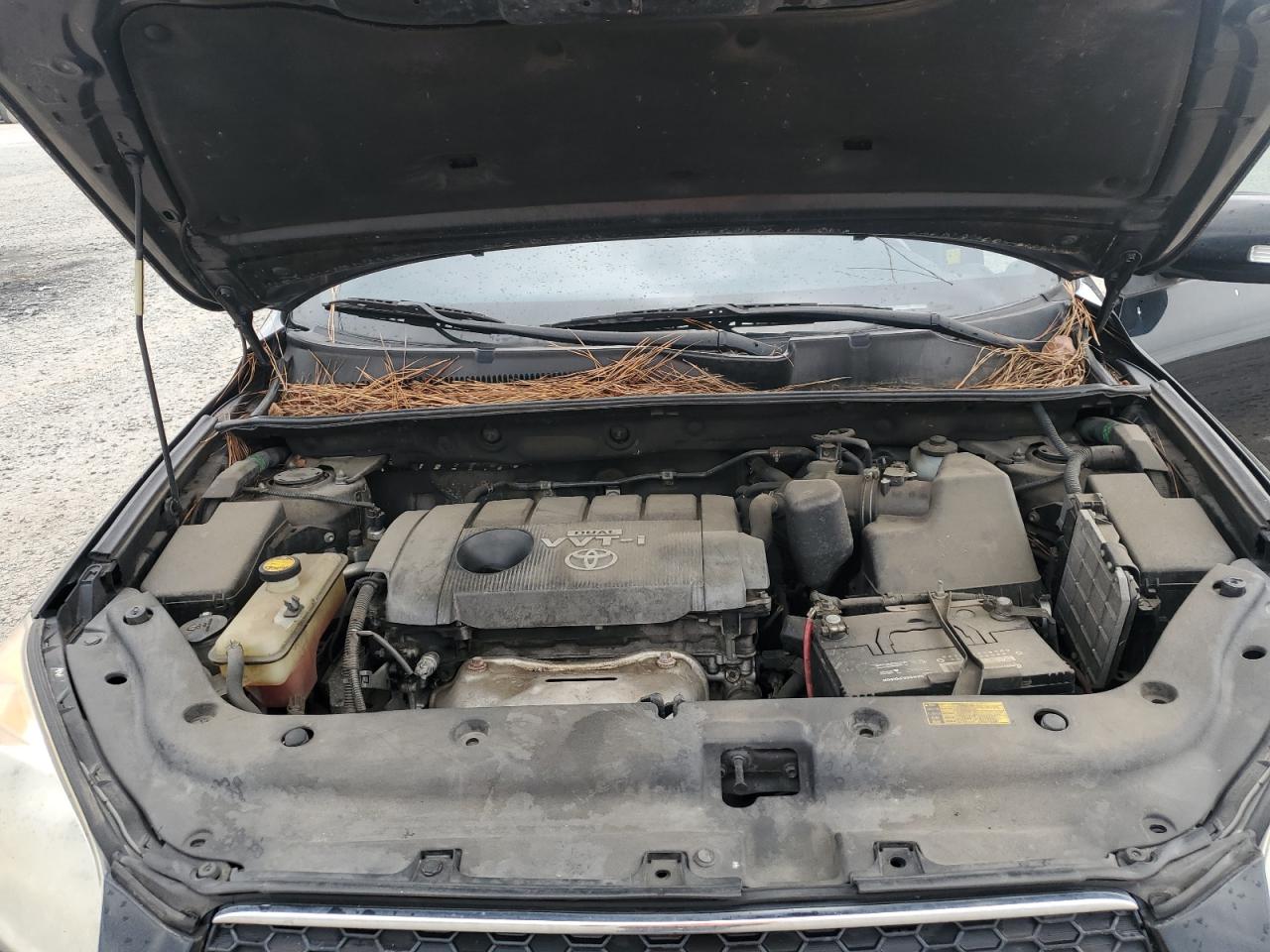 2011 Toyota RAV 4 - Image 13