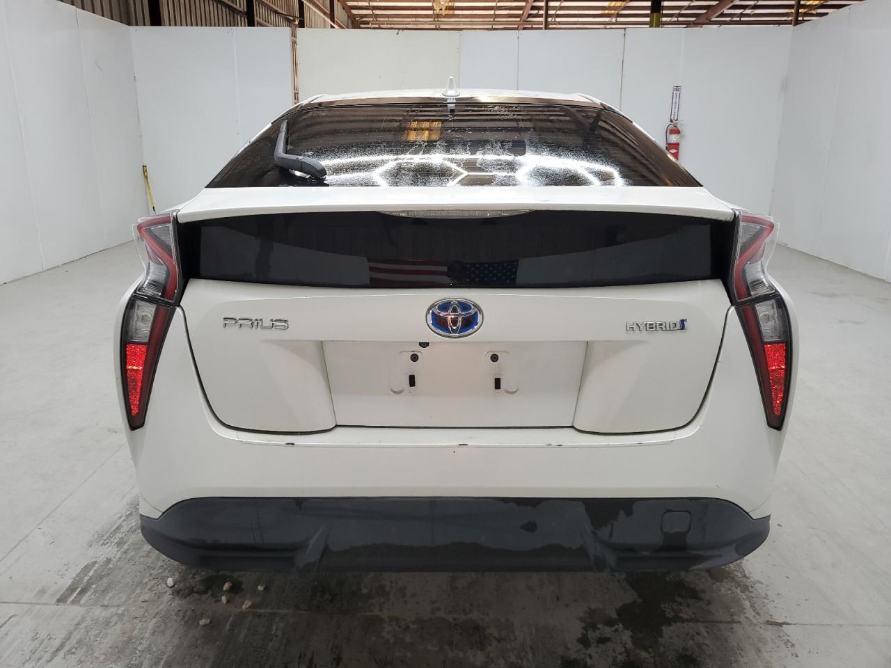 VIN JTDKARFU3G3021387 2016 TOYOTA PRIUS no.6