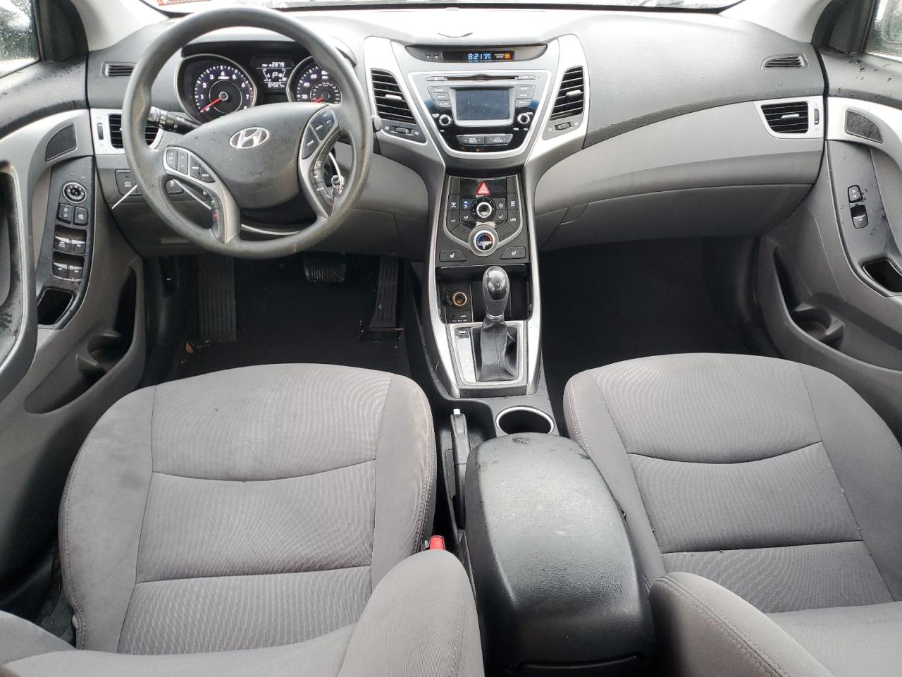 2014 Hyundai Elantra - Image 8