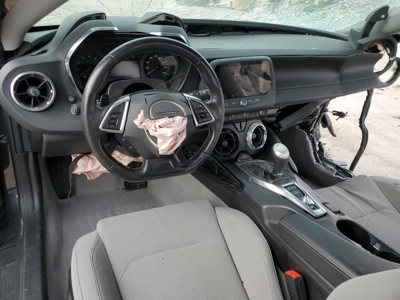 2018 Chevrolet Camaro - Image 8