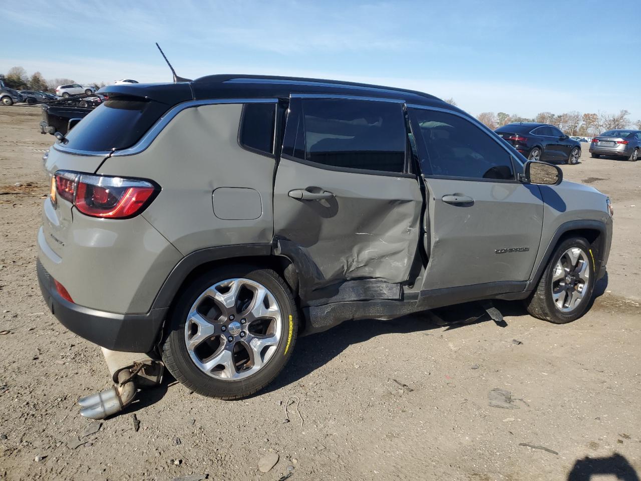 2020 Jeep Compass - Image 3