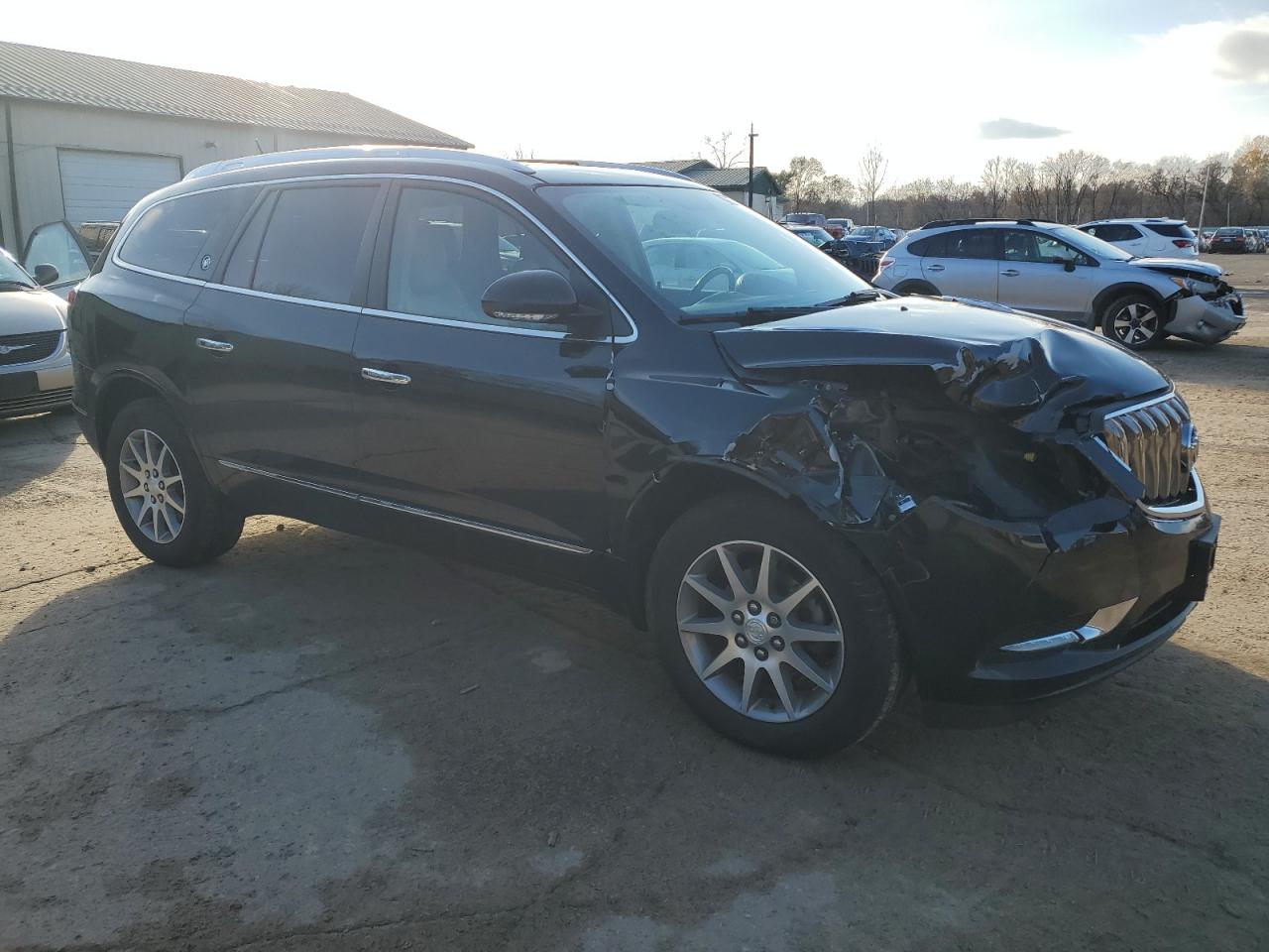 VIN 5GAKVBKD3HJ261510 2017 BUICK ENCLAVE no.4