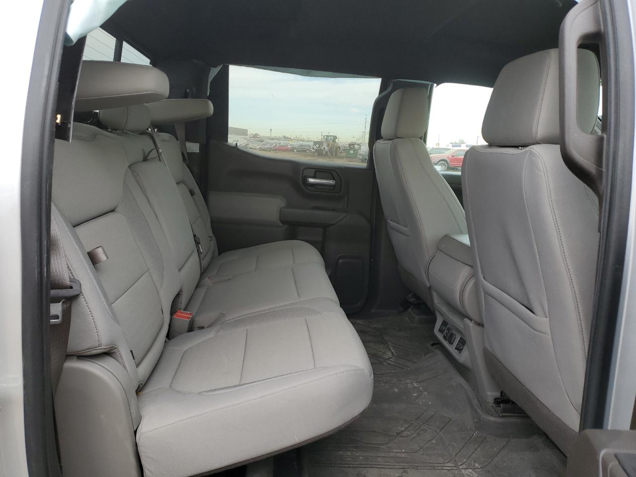 2020 Chevrolet Silverado - Image 10