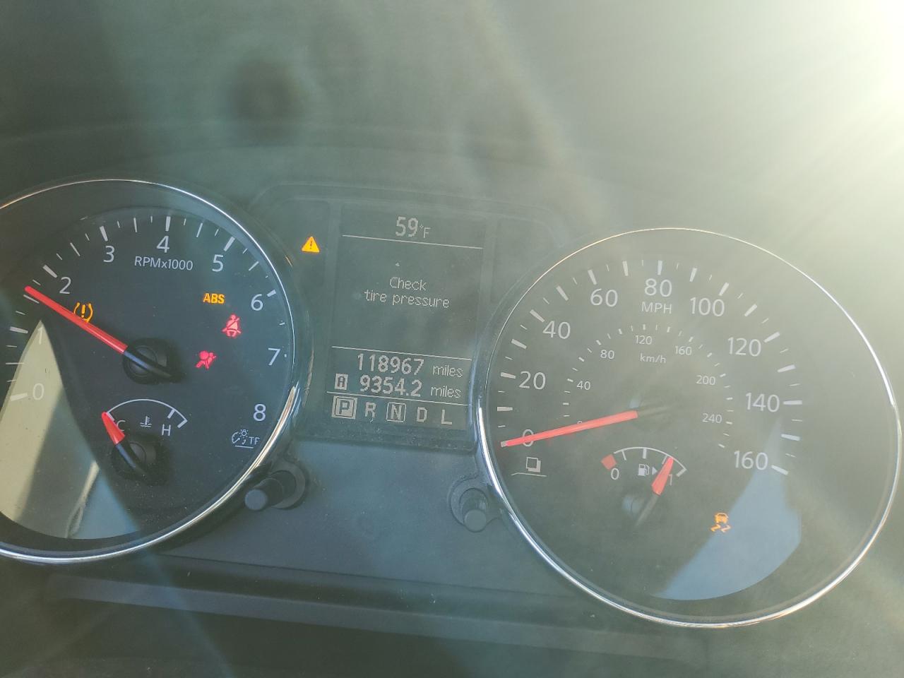 2013 Nissan Rogue - Image 9