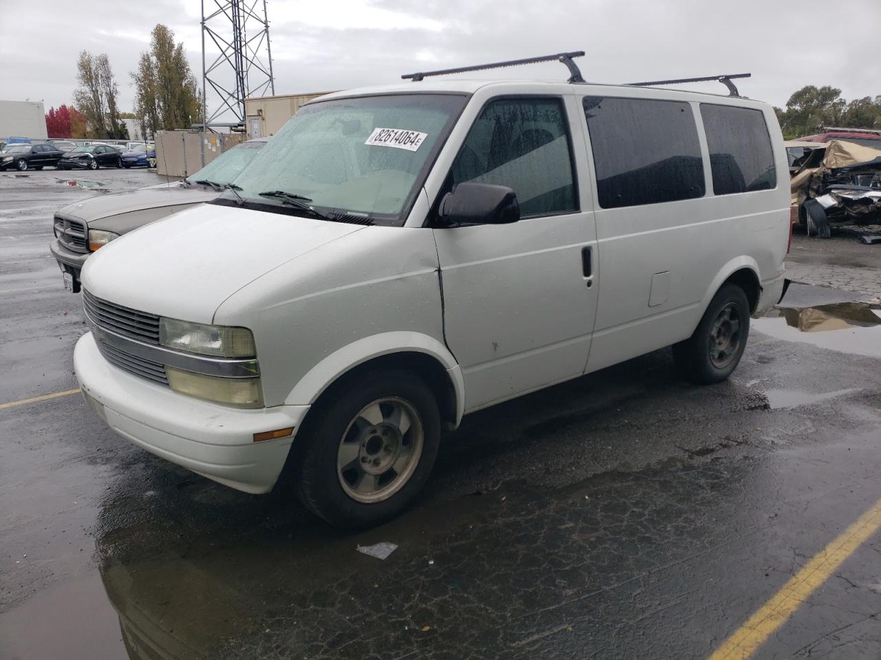 2003 Chevrolet Astro - Image 1