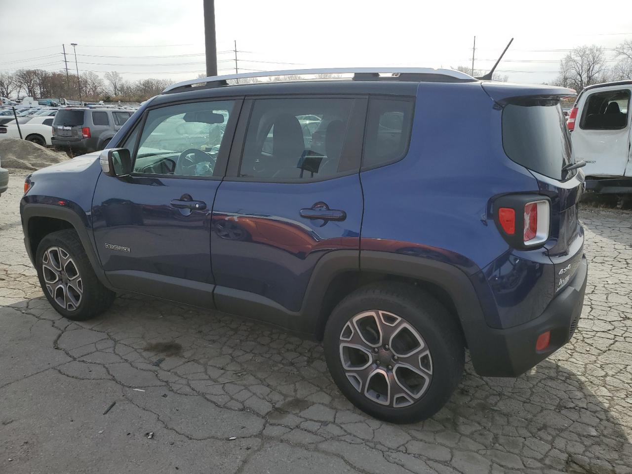 ZACCJBDB5HPG60557 2017 JEEP RENEGADE - Image 2