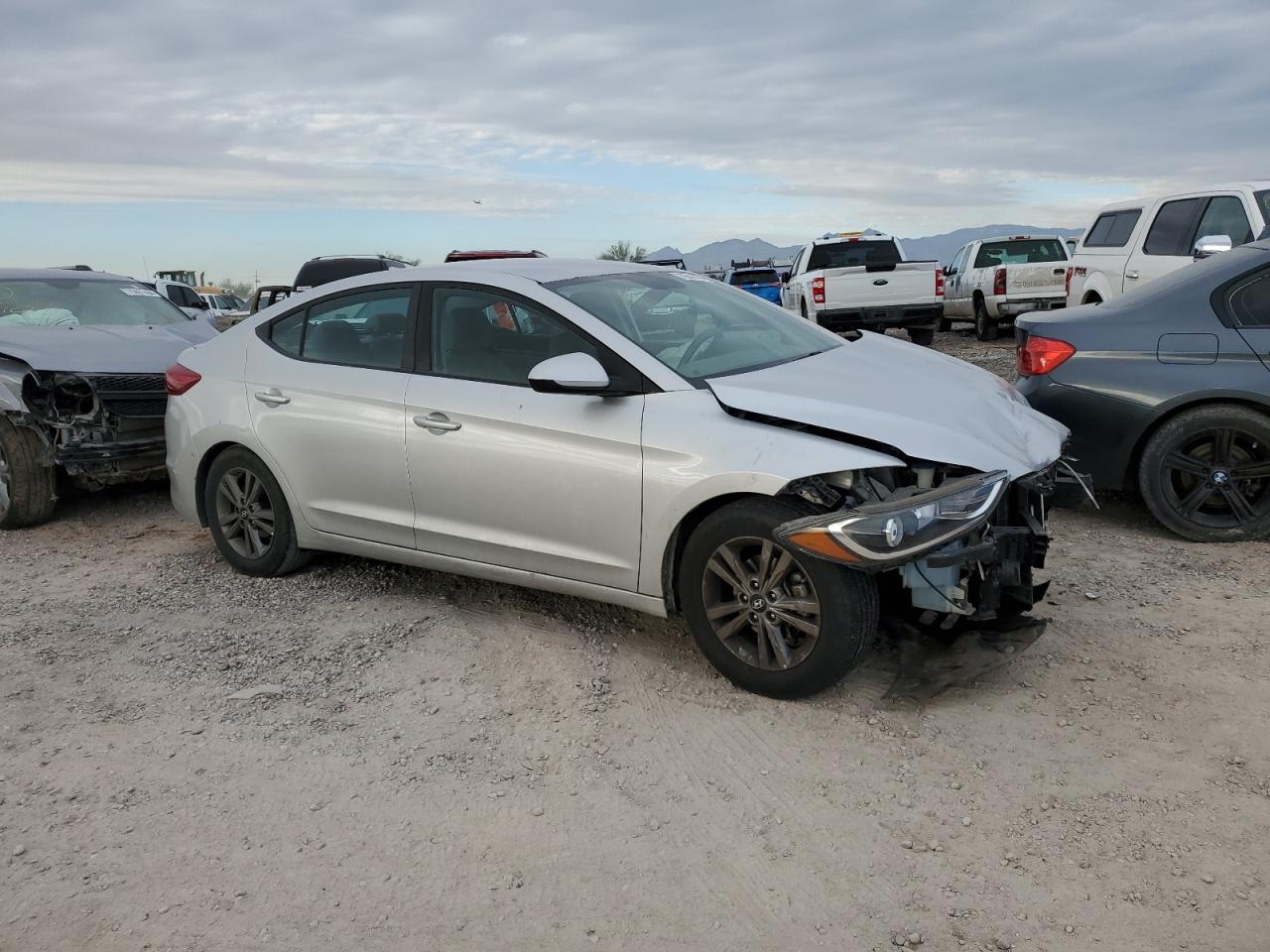 2018 Hyundai Elantra - Image 4