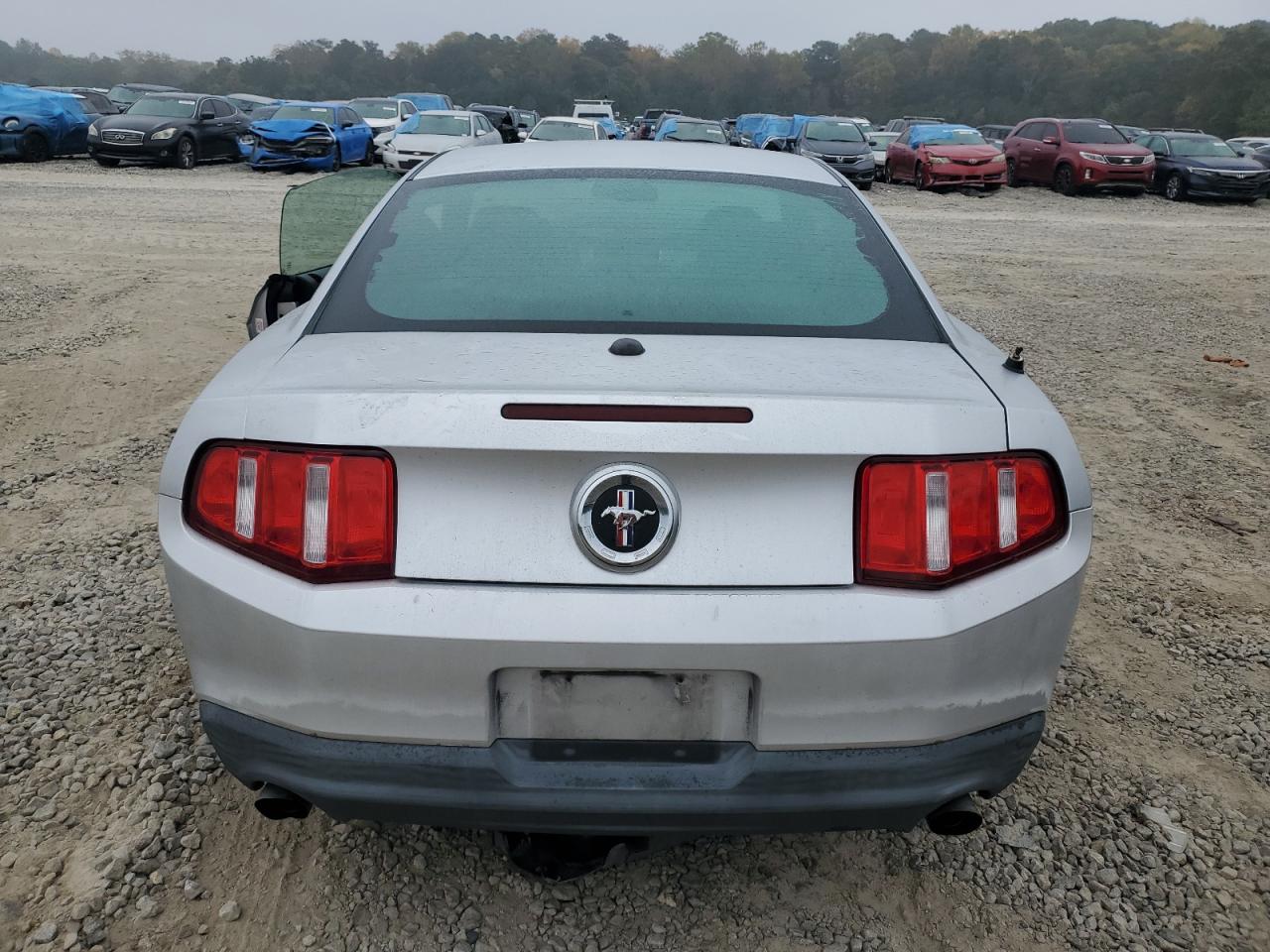 2011 Ford Mustang - Image 6