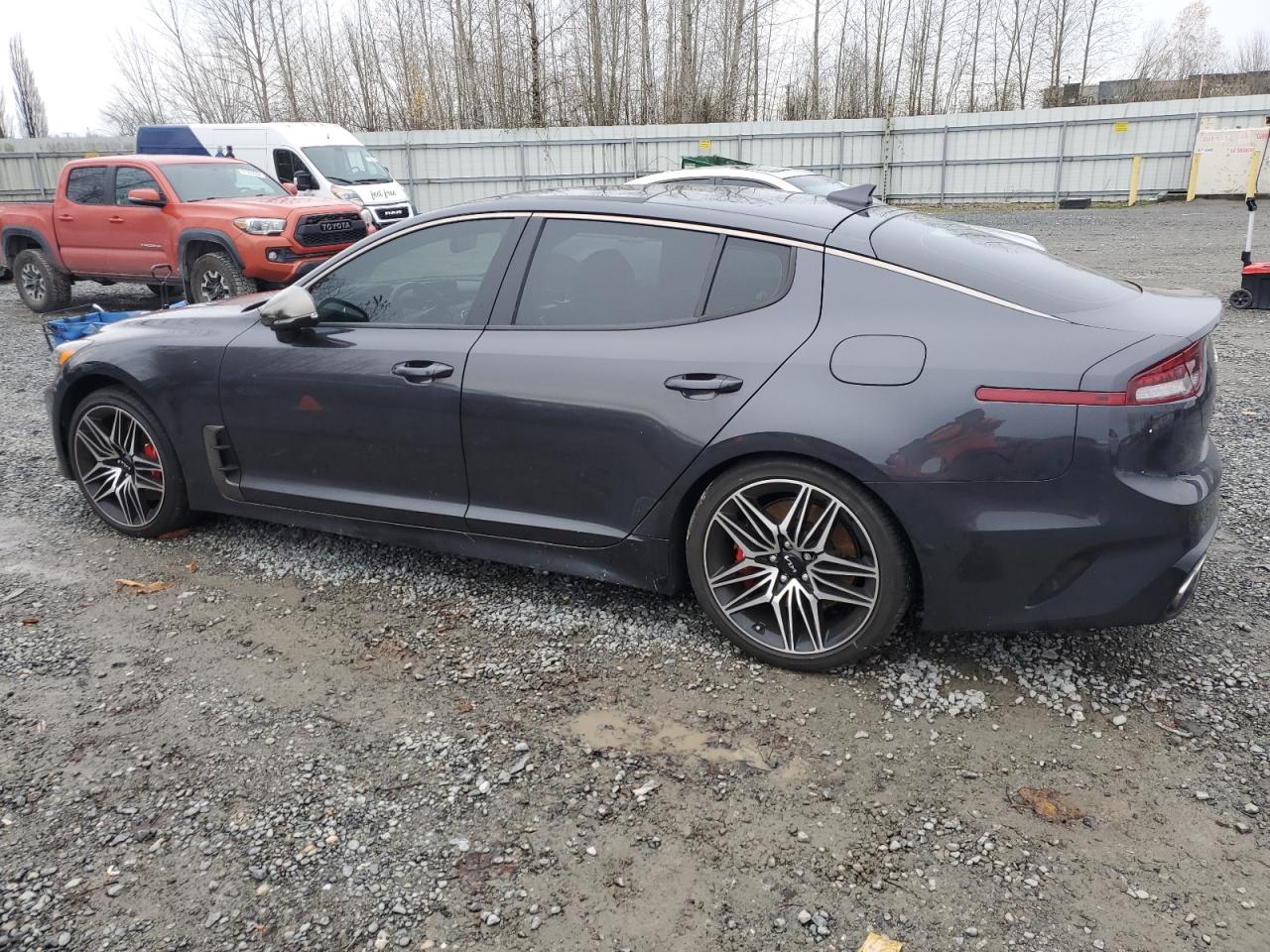 2022 Kia Stinger - Image 2