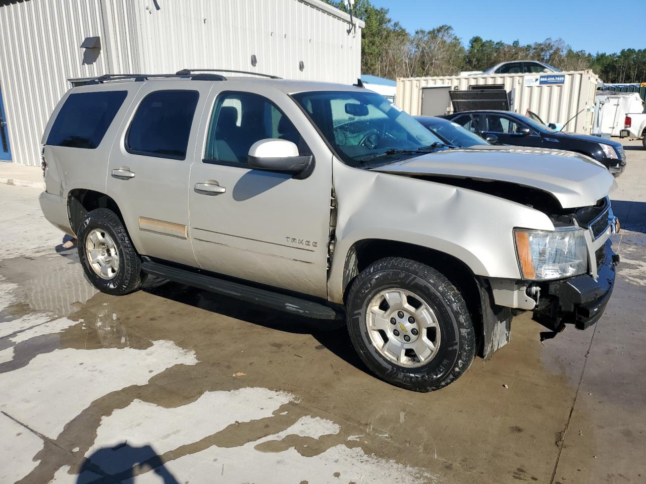 2013 Chevrolet Tahoe - Image 4